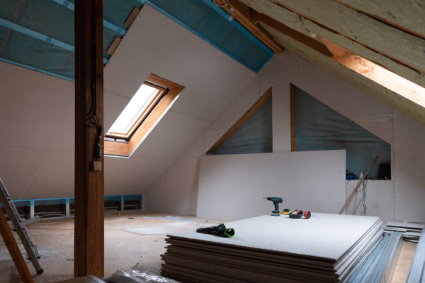 Best Insulation Installation Services in Holtsville, NY